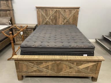 Klondike Bedroom Set